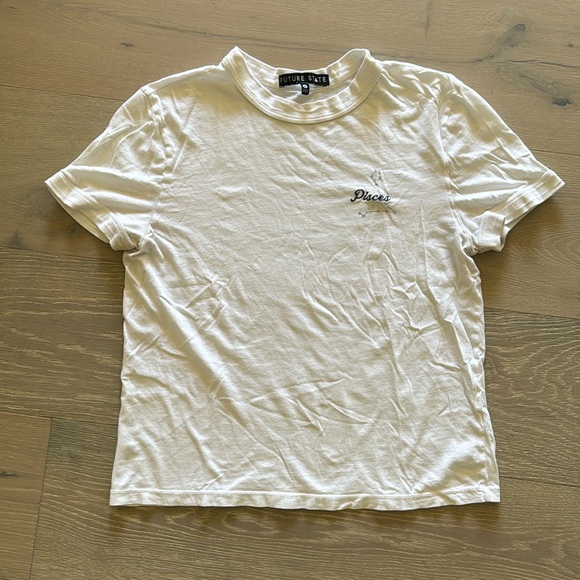 Urban Outfitters Future State Pisces Baby T Crop M - Picture 3 of 11